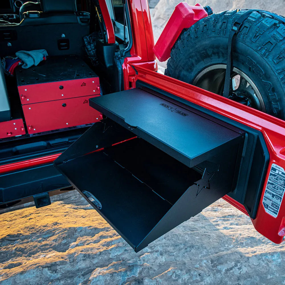 Rock Slide Engineering Tailgate Table