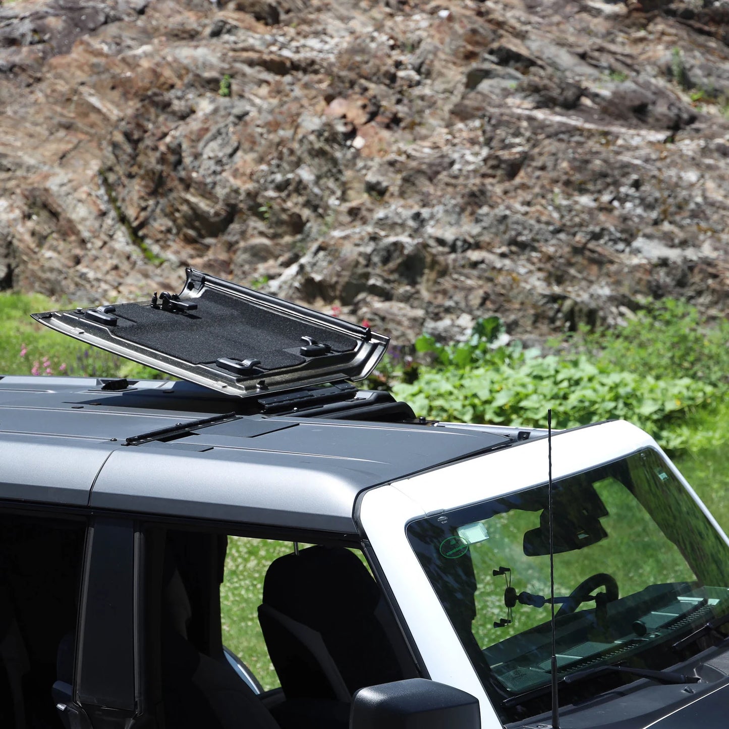 Ford Bronco 6th Gen 2 or 4 Door FLIP-TOP by EZ4X4