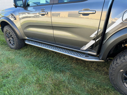 GOAT FORD RANGER SLIDERS / STEPS